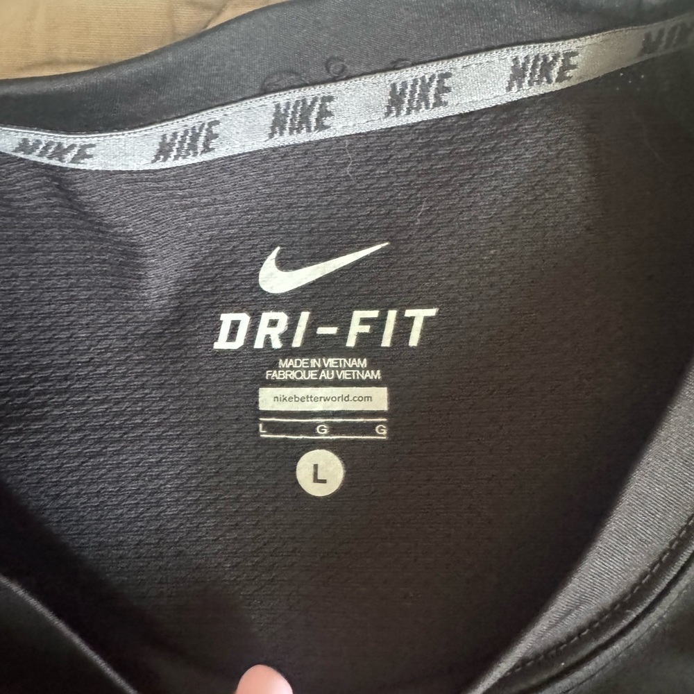 Nike Black Dri-FIT Oregon Ducks Team issue Athletic Shirt with White Logo